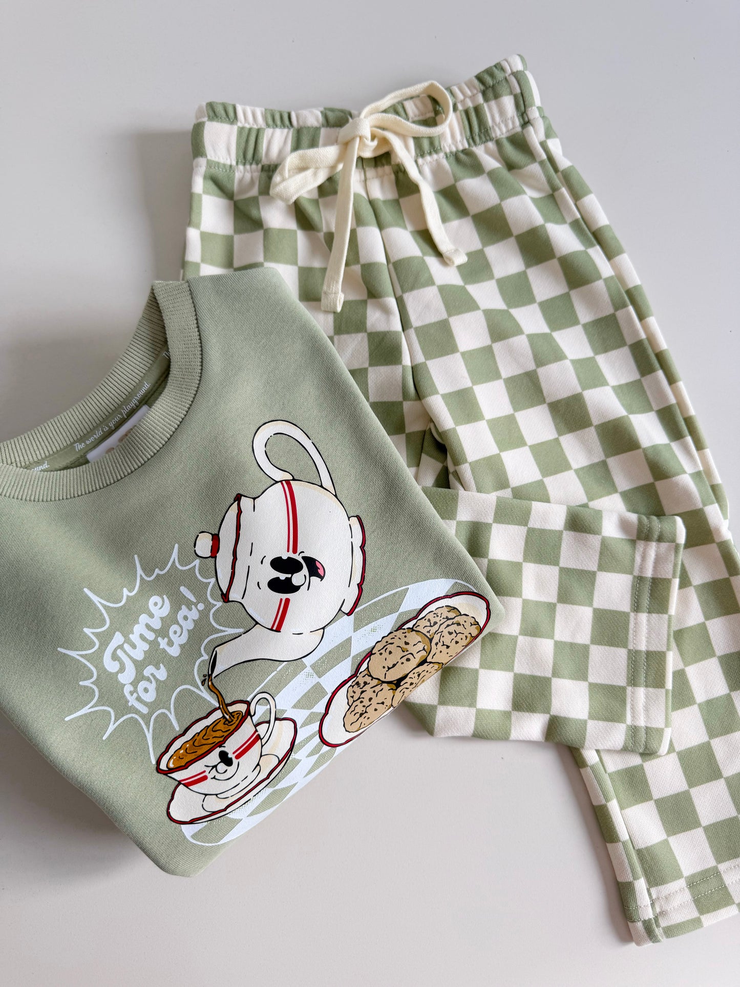 Time For Tea! Sweatshirt In Pistachio