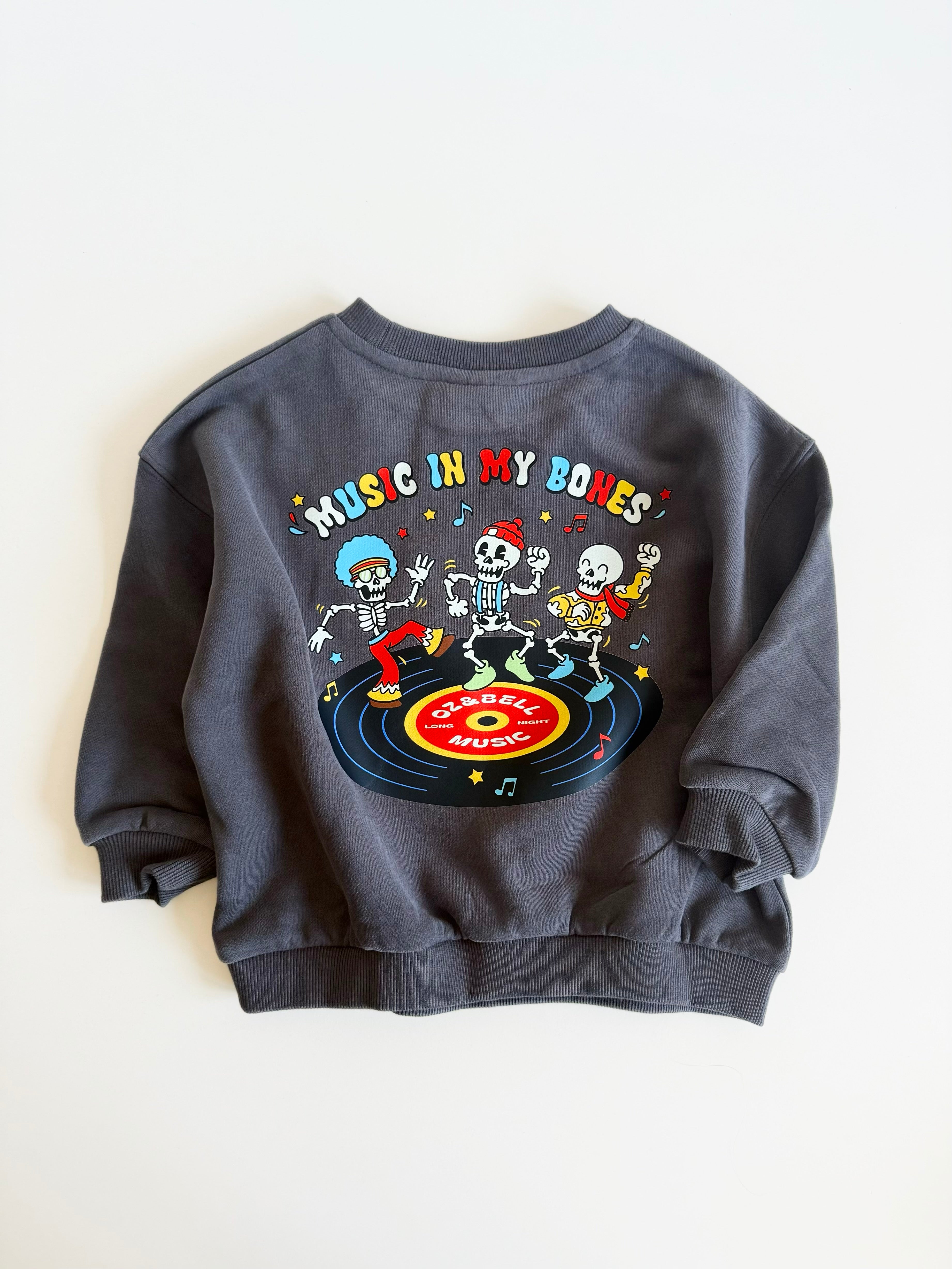 Music In My Bones Sweatshirt in Charcoal