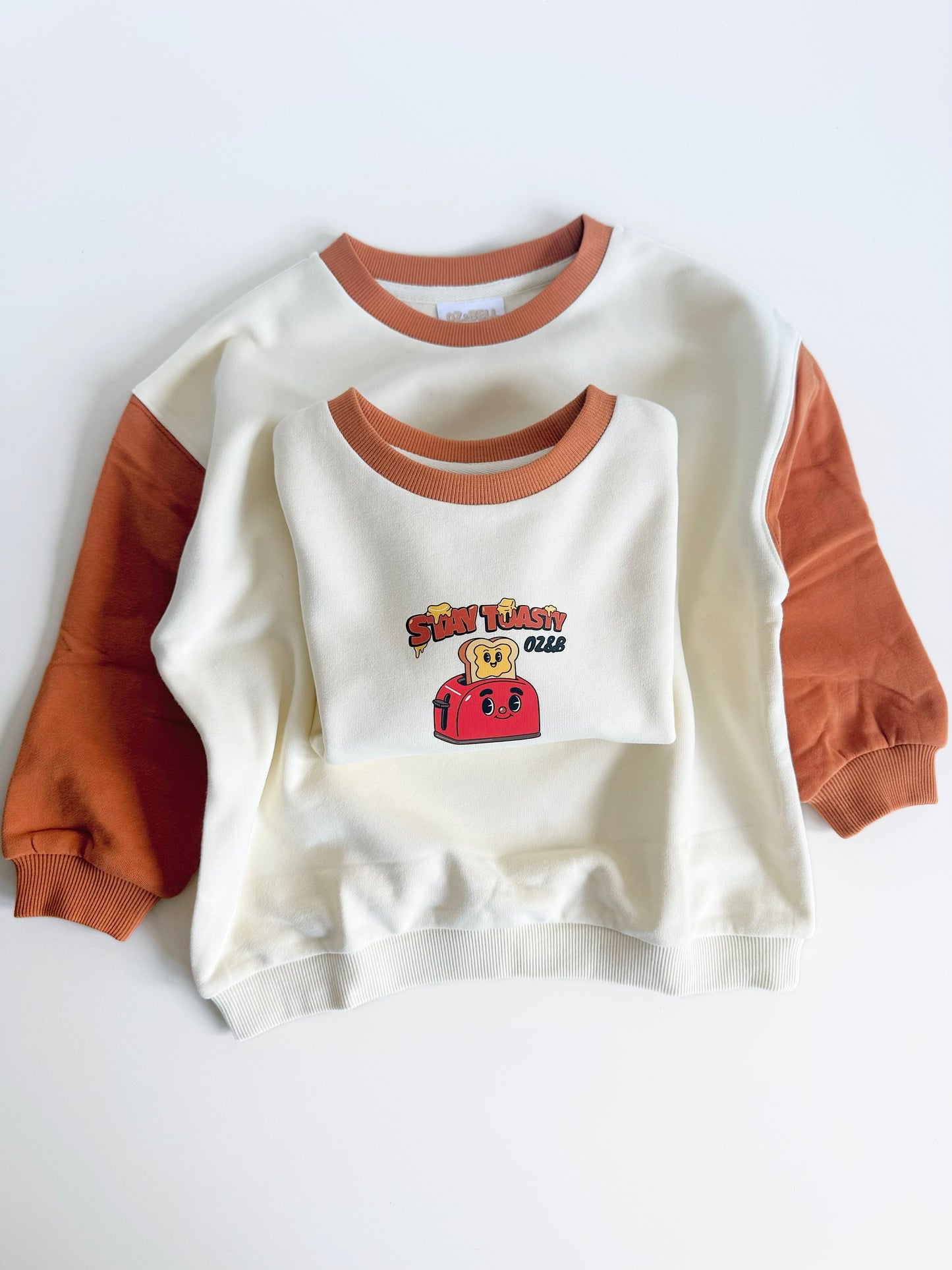Stay Toasty Sweatshirt in Burnt/Cream Colour Block