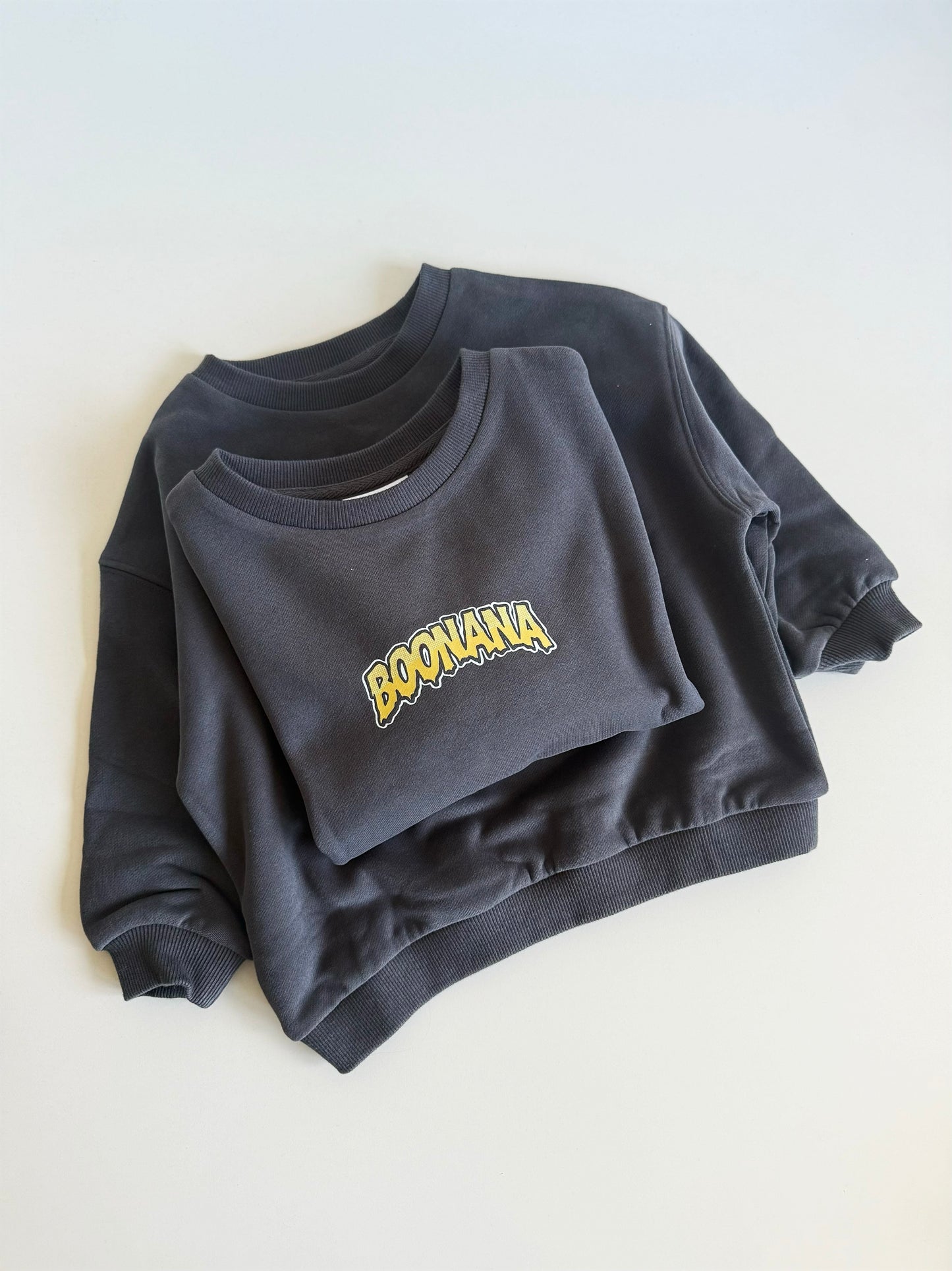 Boonana Sweatshirt in Charcoal