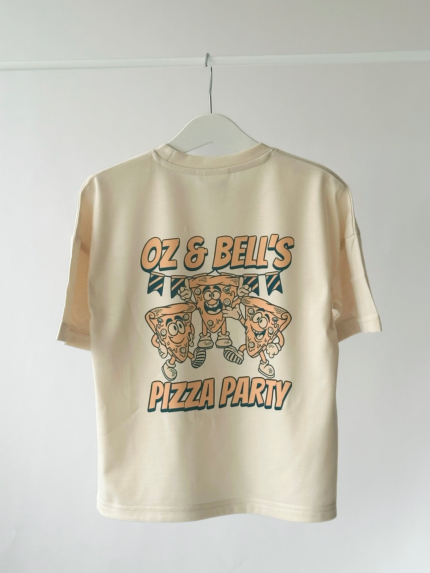 Pizza Party dropped sleeve T-shirt in Sand