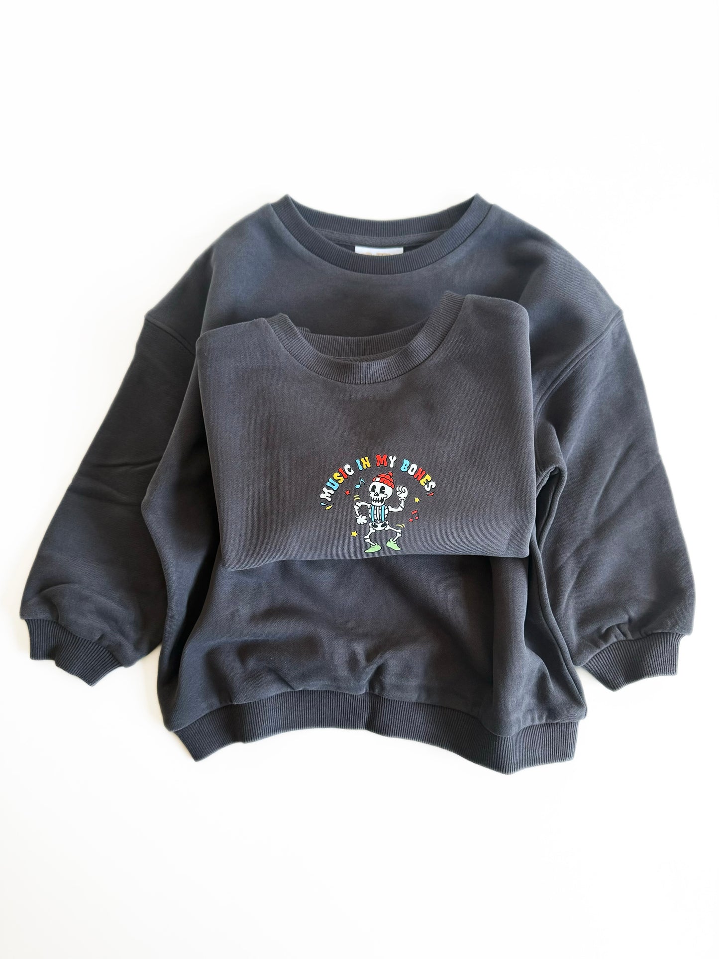 Music In My Bones Sweatshirt in Charcoal