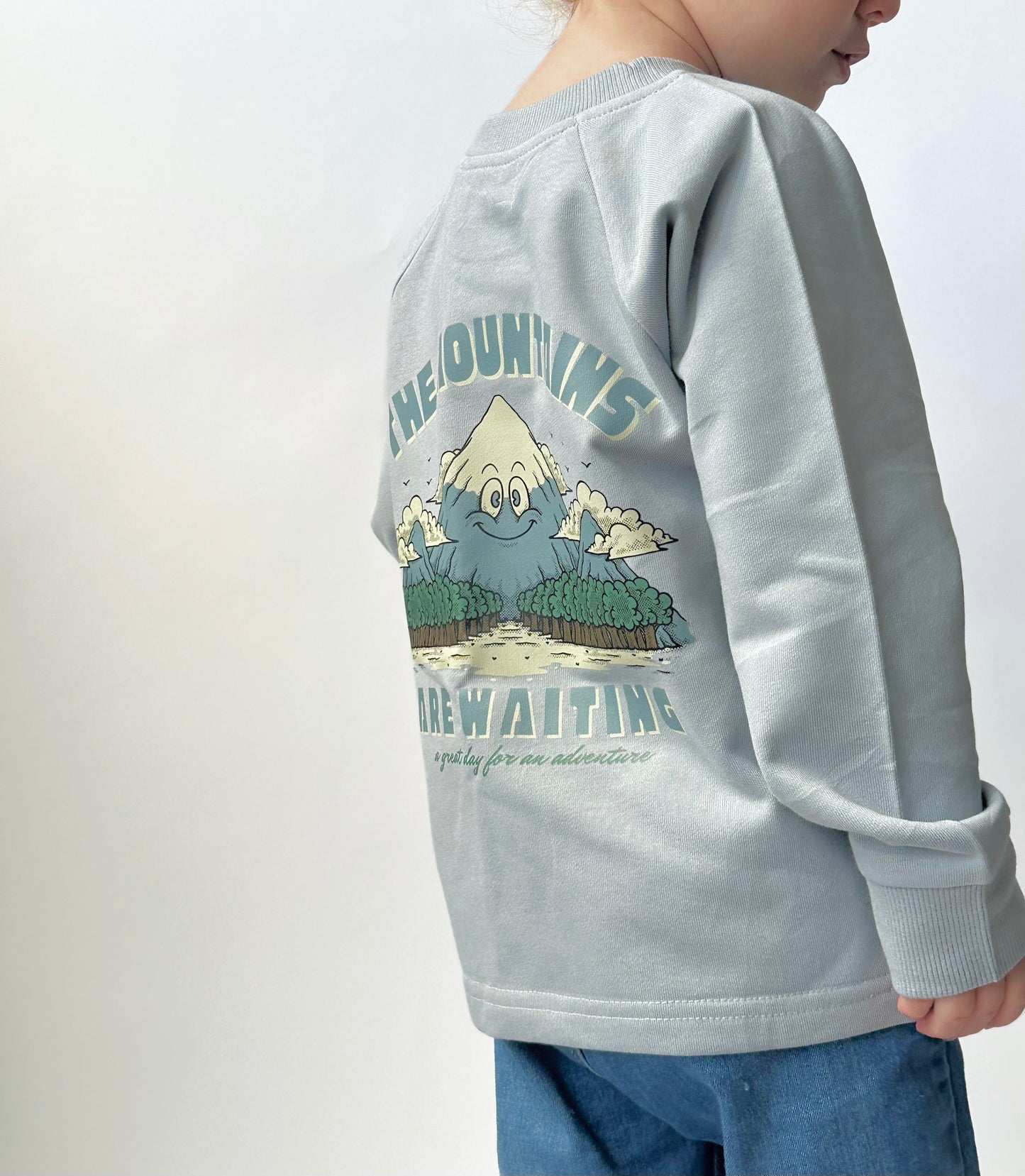 The Mountains Are Waiting Lightweight Sweatshirt In Blue Ice